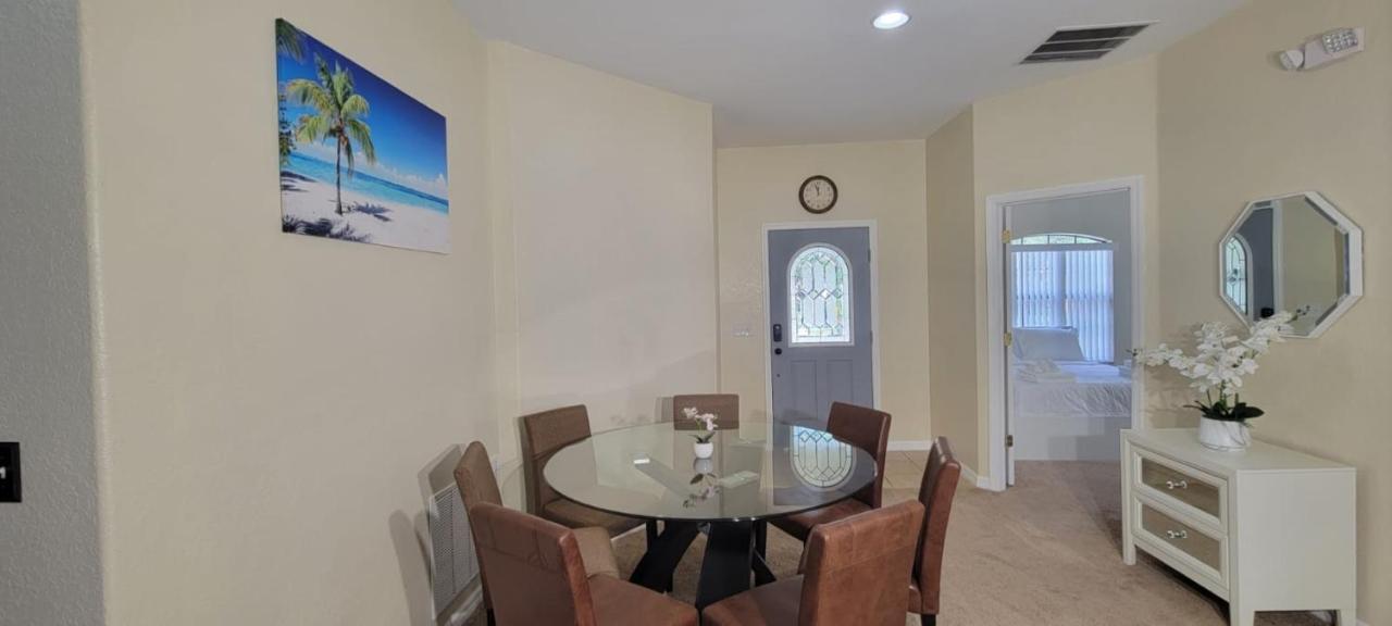 Cheerful 4Bed 3Bath With Pool Home Near Disney 키시미 외부 사진